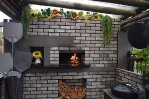 Photo 25- click for photo gallery